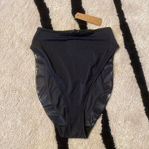 NWT! SKIMS Panty